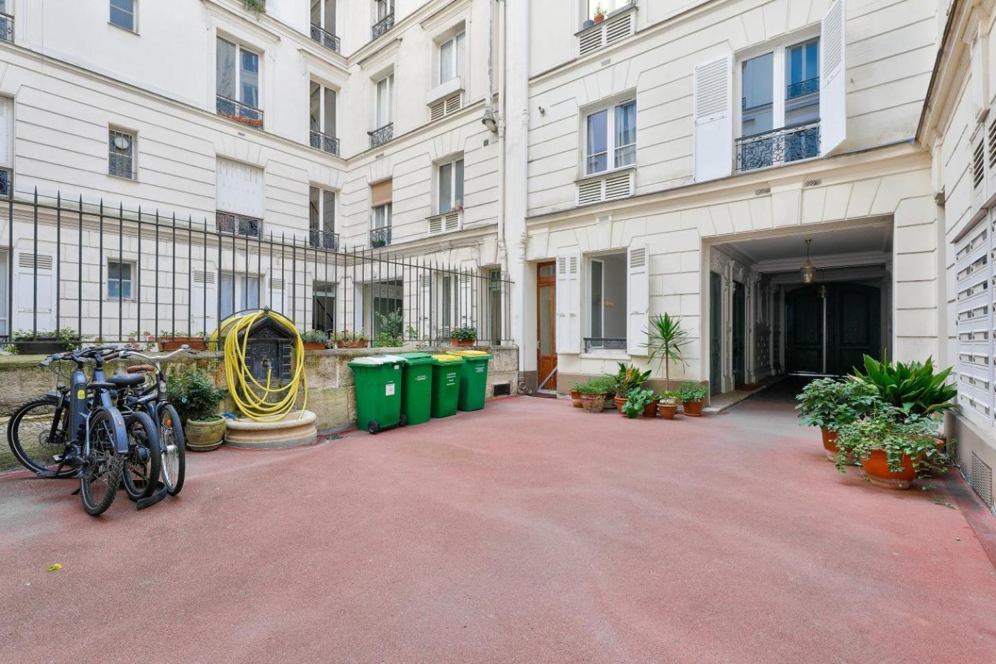 Guestready - Apt. Vintage Au Centre De Appartement Paris